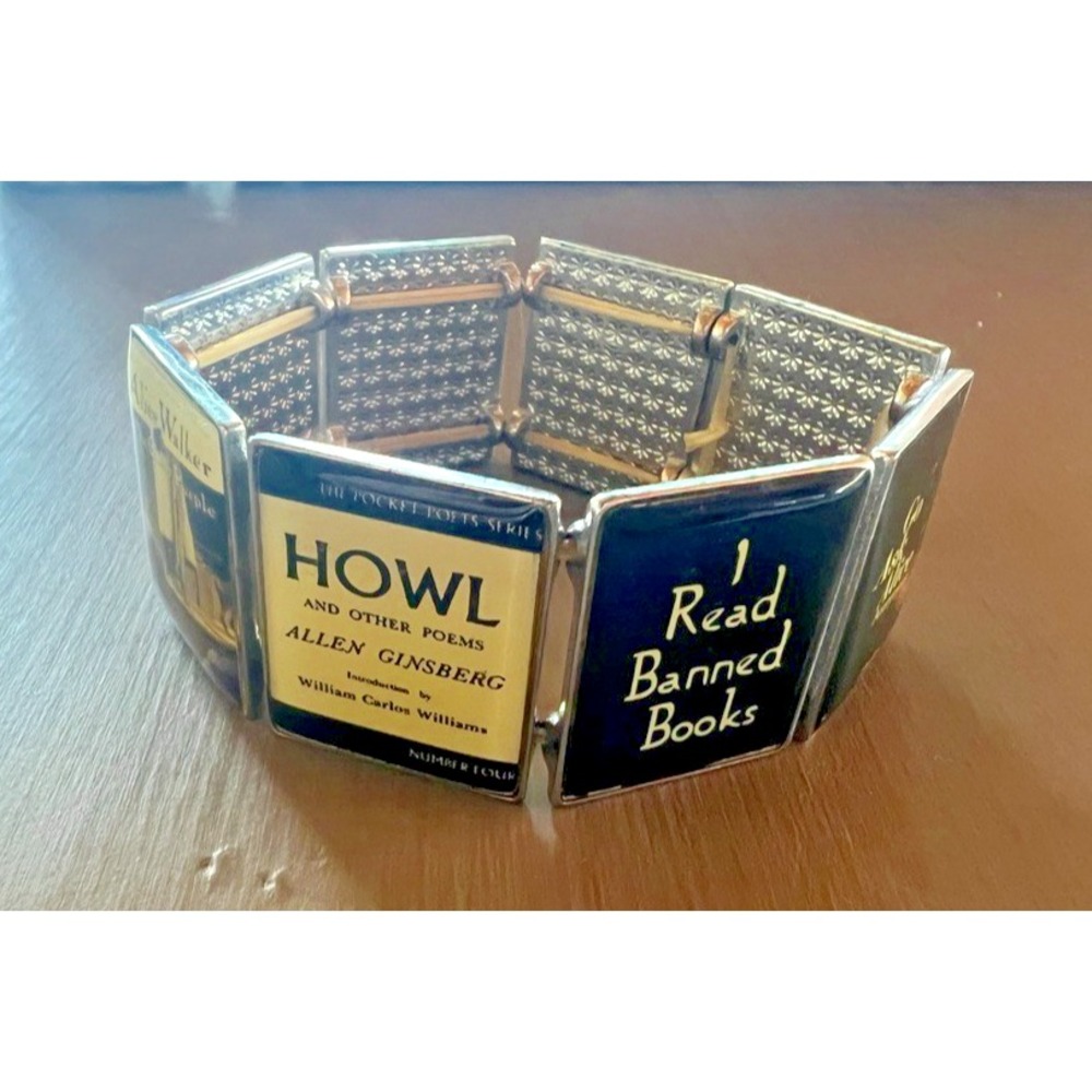Carolyn Forsman "I Read Banned Books" Literature Bracelet Book‎ Art Charm Rare